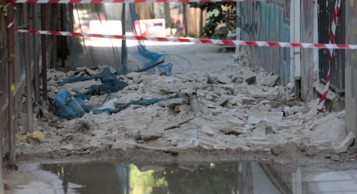 Σεισμός στην Αθήνα: Έχουν ελεγχθεί 2.000 δημόσια κτίρια ενώ πάνω από 10.000 είναι οι αιτήσεις για ζημιές